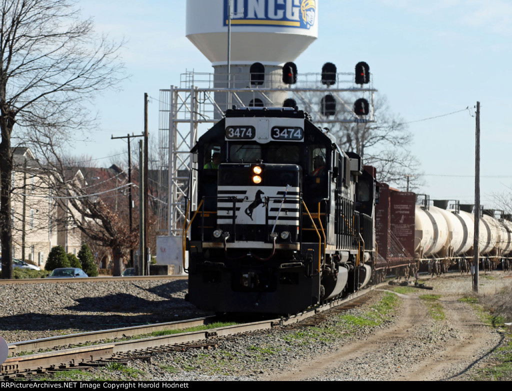 NS 3474 leads train P15 down the yard lead